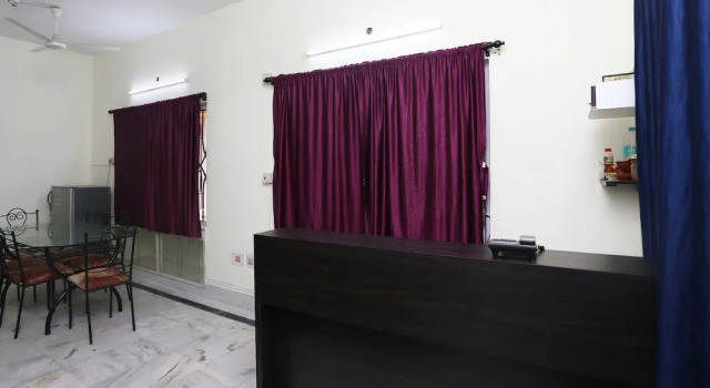 Oyo 28019 Surya Guest House, Prenota Affittacamere Salt Lake City West Bengal