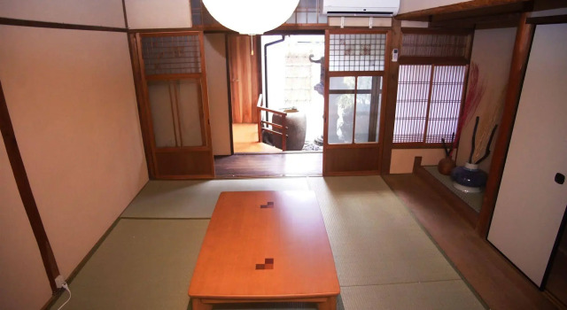 Guesthouse Kotoya Toji, Varaa Hotelli Ōji Kioto, lähellä Hinode-yu