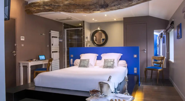 Carrion Cuisine Hôtel & Spa, Book Ferieresort Hoteller i Burgund med parkering, Parkering
