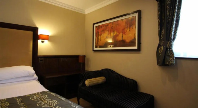 Люкс Best Western Plus Pastures Hotel