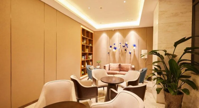 Xinmao Garden Hotel (Shenzhen North Railway Station), Rezerwuj Hotel Hotele w Shenzhen z parkingiem, Parking