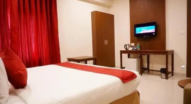 Hotel Abode Mantralayam