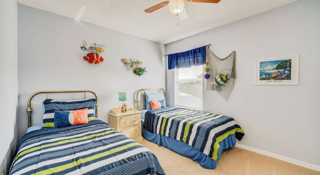 Коттедж 7 Mi to Disney: Kissimmee Home w/ Pool & Hot Tub!