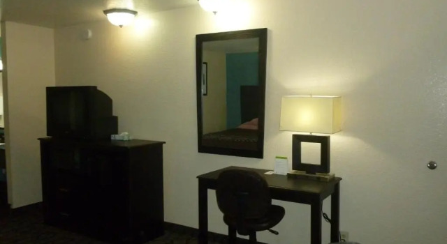 Четырёхместный номер Standard Blue Ridge Inn