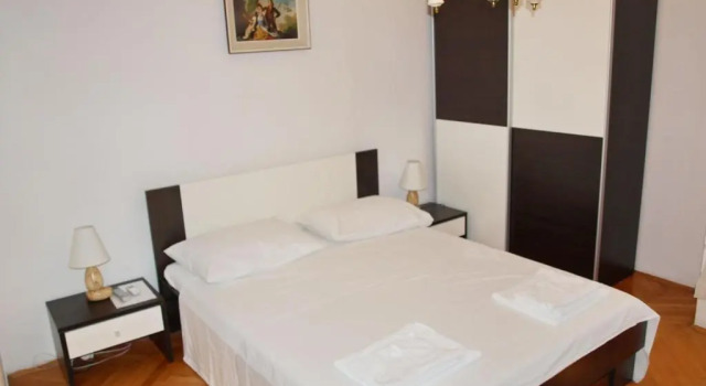 Апартаменты Monsignor Apartments
