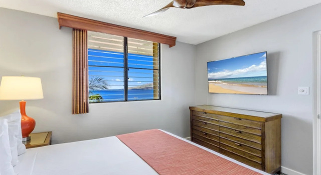 Люкс с 2 комнатами с балконом Maui Beach Vacation Club