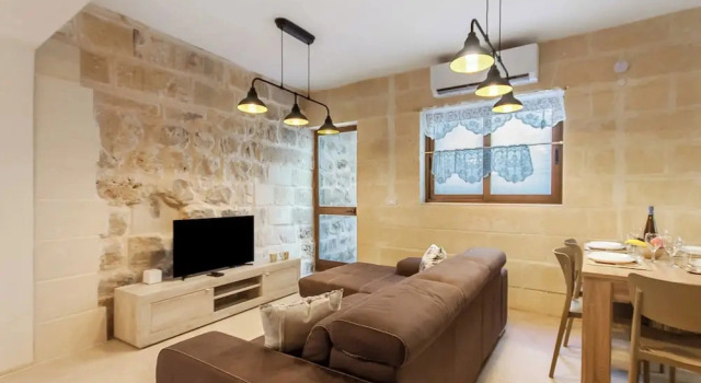Nadurin, Gozitan Villa 7 Bedr. & 2 Pools, Prenota Villa Ville a Gozo, Villa