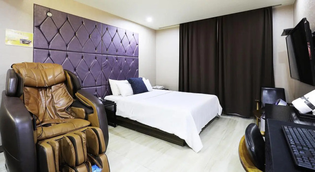 Люкс Hip Hotel