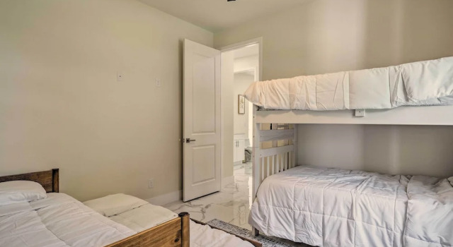 Коттедж Grill & Pool: Family Home in Peaceful Cape Coral!