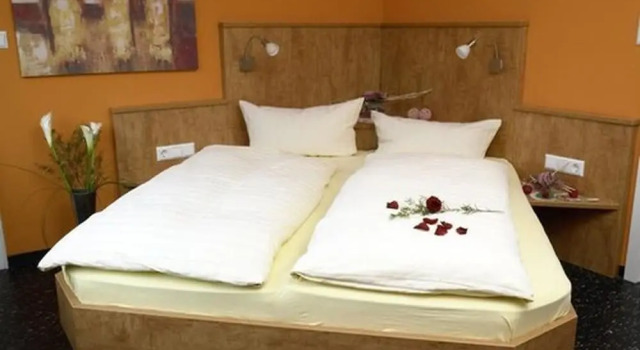 Landgasthof Erdmannshöhle, Reserva ahora Hotel Hasel Markgräflerland