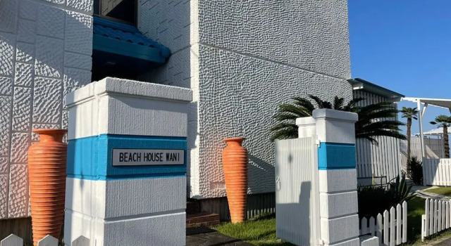 BEACH HOUSE at WANI BASE, Rezervovat Rekreační dům Chaty v Lake Biwa, Chalupa