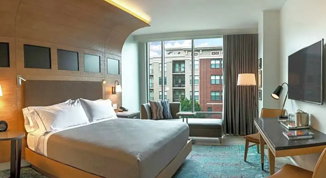 Двухместный люкс Travis c 1 комнатой Canopy By Hilton Dallas Uptown