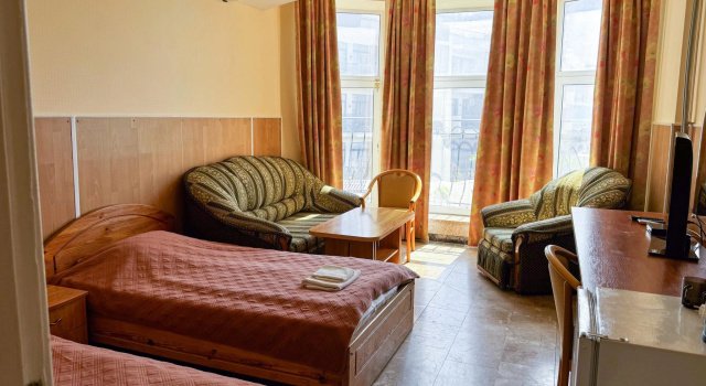 Standard Twin room Villa Millenium