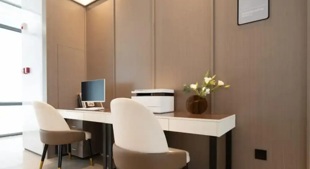 ECHIC Mercure (Guangzhou Baoneng Performing Arts Center Luogang Wanda Plaza)