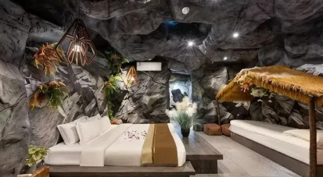 Кровать в общем номере с 6 комнатами Beijing Shaofu Wei Resort Center (Yanqing Yudushan Scenic Area)