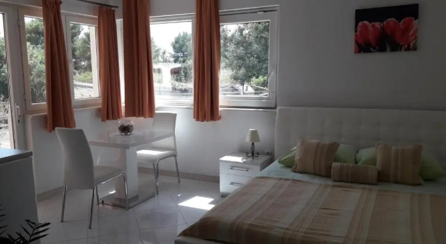 Студия Apartments Tomo