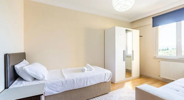Flat With Shared Pool Near Sabiha Gokcen Airport, Boek Hotel Hotels in Pendik met parkeren, Parkeren