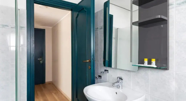 Одноместный номер Standard B&B Hotel Como City Center
