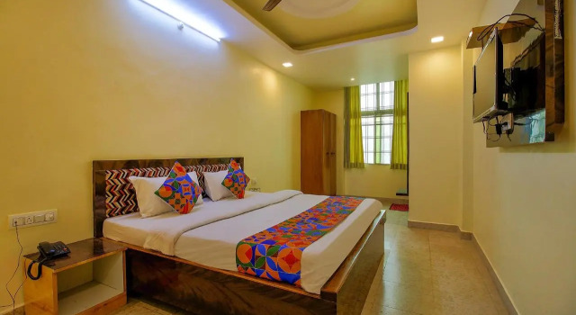 Fabhotel Kanta Shrawan Arcade