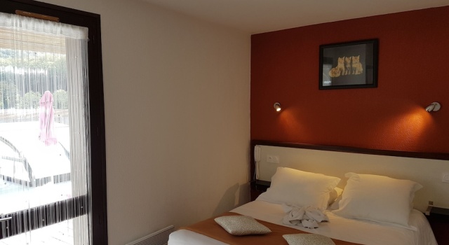 Трёхместный семейный номер Standard Цокольный этаж Hôtel Les Gabarres