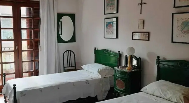 Standard kétágyas szoba a városra néző kilátással és erkéllyel Dos Balcones