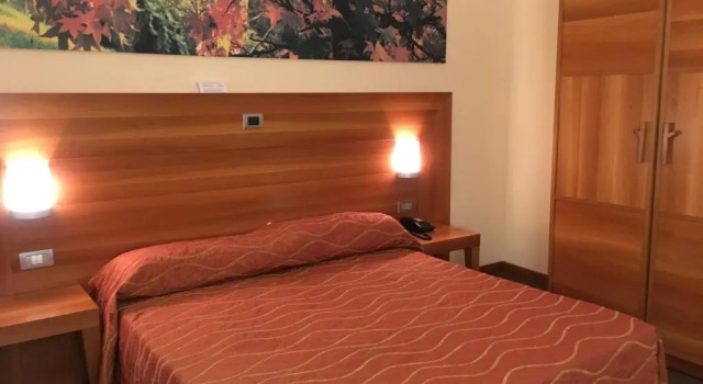 Полулюкс Deluxe Hotel Langhe & Monferrato