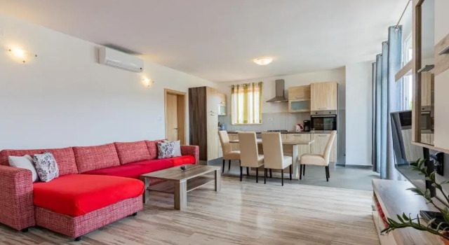 Apartment Livia, Prenota Appartamento Hotel a Isole Quarnerine con parcheggio, Parcheggio