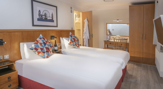 Queensway Hotel, Sure Hotel Collection by Best Western, Забронировать Отель Вестминстер Лондон, рядом с Гайд-Парк