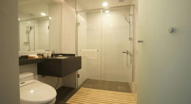 Трёхместный номер Standard IlleInn Hotel