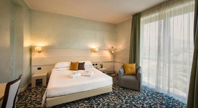 Люкс Hotel Ovidius