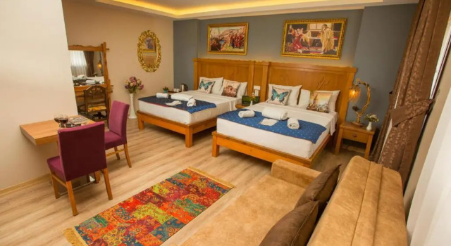 Четырёхместный номер Deluxe The PeraPort Hotel