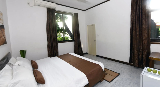 Isle Beach Inn at Maafushi, Prenota Hotel Maafushi 