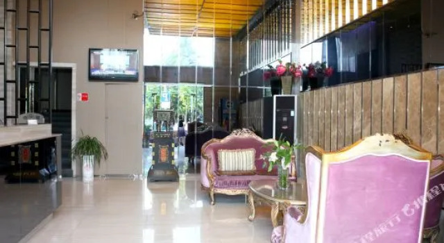Qingshan Lake Hotel, Prenota Hotel Huangshi Hubei