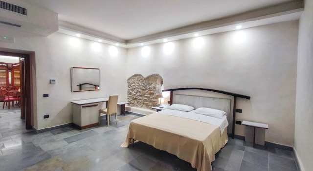 Palazzo Iaquinta - Rooms & Restaurant