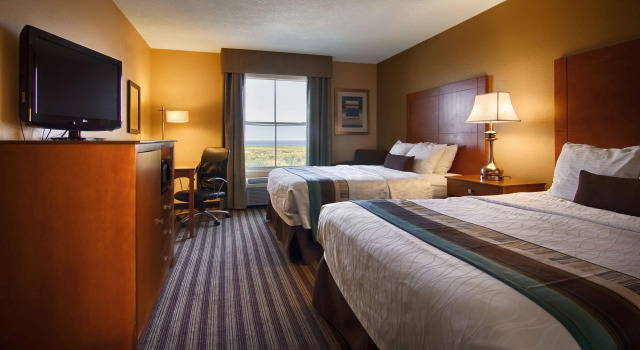 Четырёхместный номер Standard Best Western Plus Seawall Inn & Suites by the Beach
