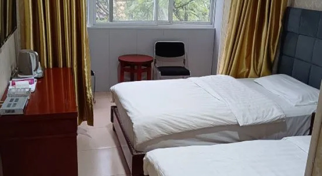 Hongbao Hotel Xi'an, Забронировать Отель Бэйлинь Сиань, рядом с Small Wild Goose Pagoda