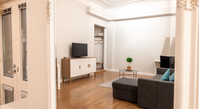 2ndhomes Center Home w Sauna & Balcony, Забронировать Апартаменты/квартира Хельсинки Большой Хельсинки, рядом с Парк Эспланады