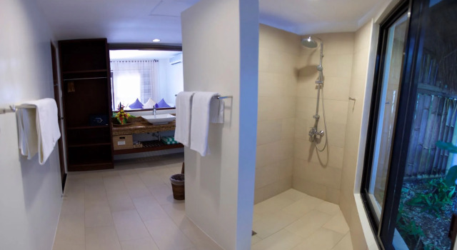 Amun Ini Beach Resort & Spa, Đặt Khu nghỉ dưỡng Khách sạn ở Anda có hồ bơi, Hồ bơi