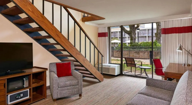 Студия Four Points by Sheraton Little Rock Midtown