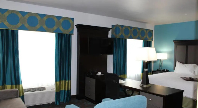 Estudio Hampton Inn Cotulla