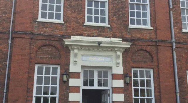 Baylis Park Hotel, Забронировать Отель Отели и гостиницы Слау, рядом с East Berkshire Magistrates' Court, Отель