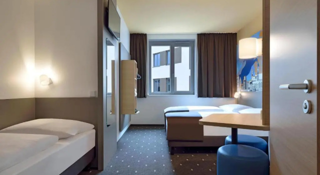 Трёхместный номер B&B Hotel Hannover-City