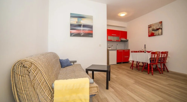 Apartments Milas, Rezerwuj Apartament Podstrana Split Region