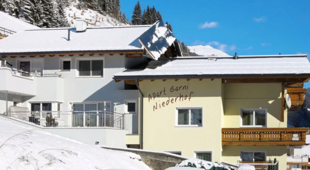 Holiday Home Apart Garni Niederhof by Interhome, Забронировать Отель Капль Ишгль-Пацнаун, рядом с 2-кресельный подъемник Гонгалл