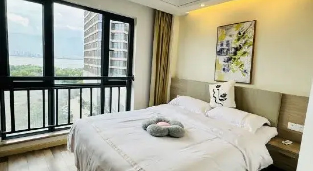Люкс с 3 комнатами Yunnan Dinglu Homestay (Global Times)