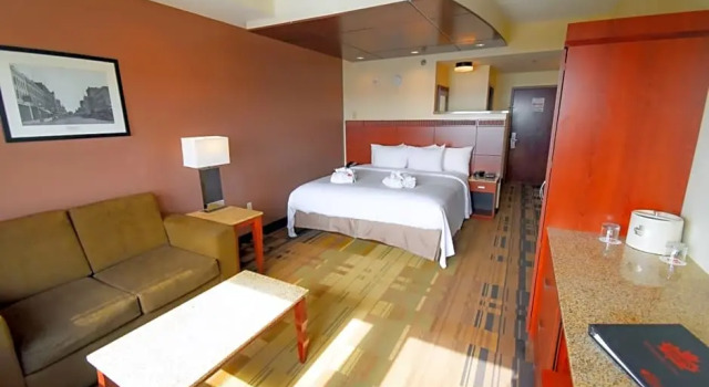 Номер Executive Canad Inns Destination Center Grand Forks