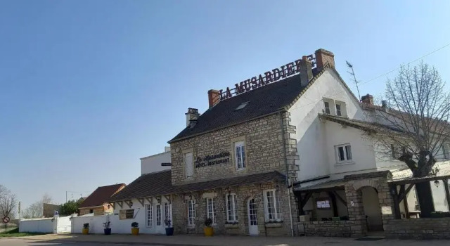 Auberge la musardière, Réserver Auberge de jeunesse Auberges de jeunesse à Bourgogne., Auberge de jeunesse