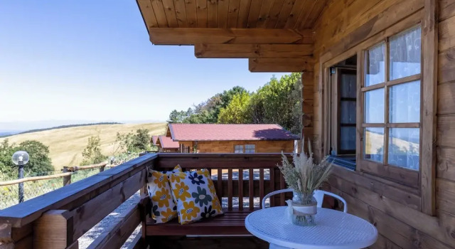 Семейное бунгало с видом на окрестности Agriturismo e Maneggio Poggio Leone