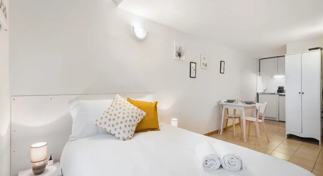 Saint Ursule, Забронировать Отель Монпелье Hérault, рядом с Торговая палата Hôtel Saint-Côme