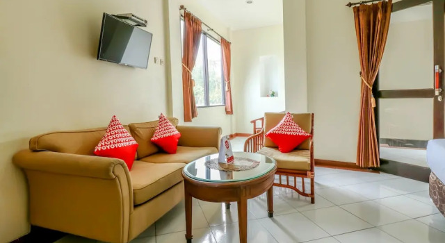 OYO 1166 Hotel Melati 2
